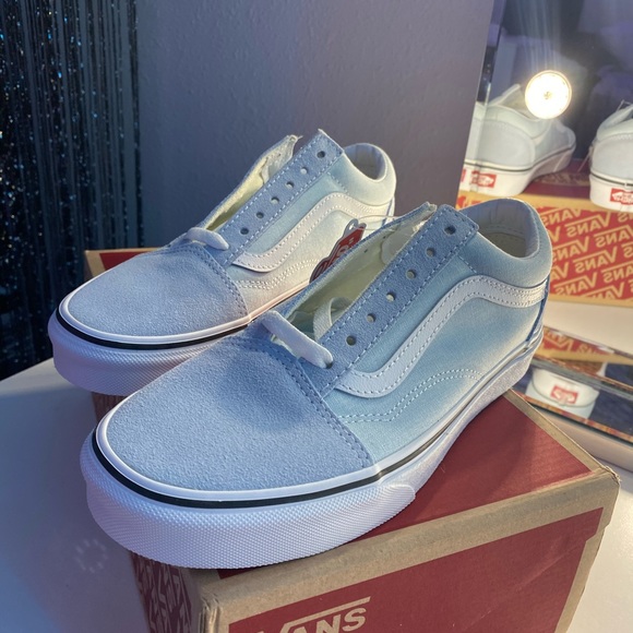 Vans Shoes - Size 7.5 Woman’s , size 6.0 Men’s
